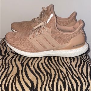 ADIDAS ULTRABOOST WORN ONCE!!!